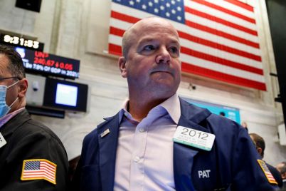 dow-rises-100-points-to-new-record-as-november-trading-begins-scaled.jpg