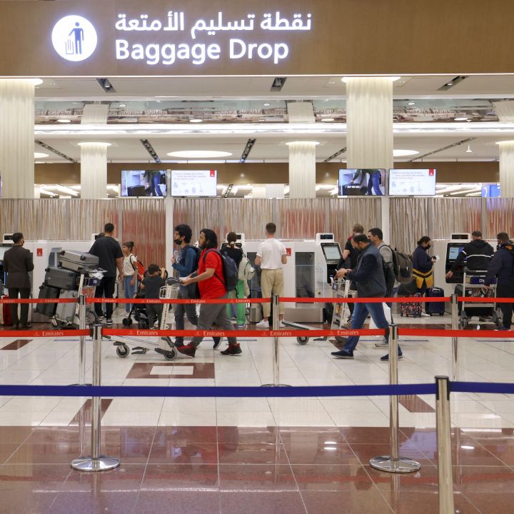 dubai-airports-passenger-traffic-may-reach-pre-covid-levels-earlier-than-expected-ceo-says-scaled.jpg