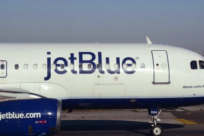 jetblue-ground-operations-workers-seek-union-vote-major-labor-group-says-scaled.jpg