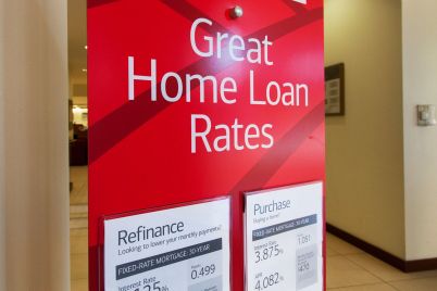 mortgage-refinances-fizzle-as-interest-rates-resume-their-climb.jpg