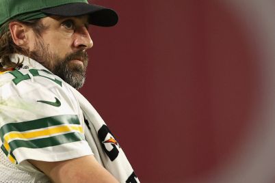 nfl-fines-aaron-rodgers-and-packers-for-covid-violations-scaled.jpg