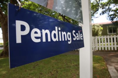 pending-home-sales-sink-in-february-setting-a-grim-tone-as-housing-market-enters-key-spring-season.jpg