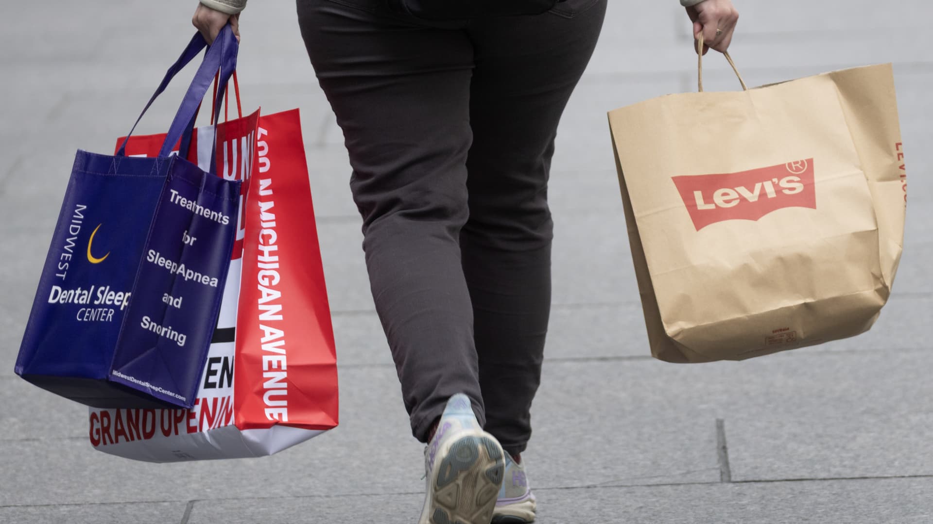 Double Scar Effect: How Past Inflation and Geopolitics Dampen Consumer Spending
