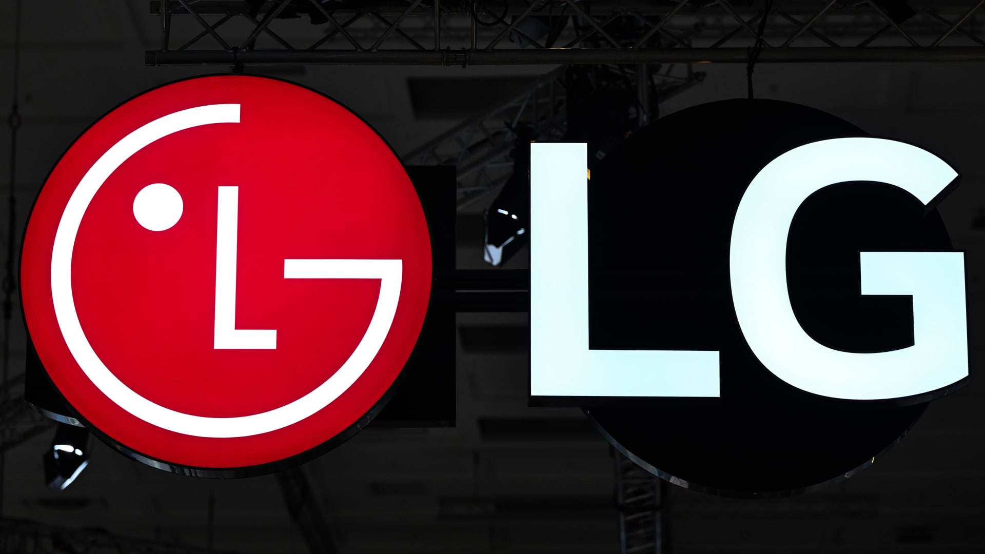 LG Electronics Automotive Breakthrough: Google Tech Fuels 24% Stock Surge