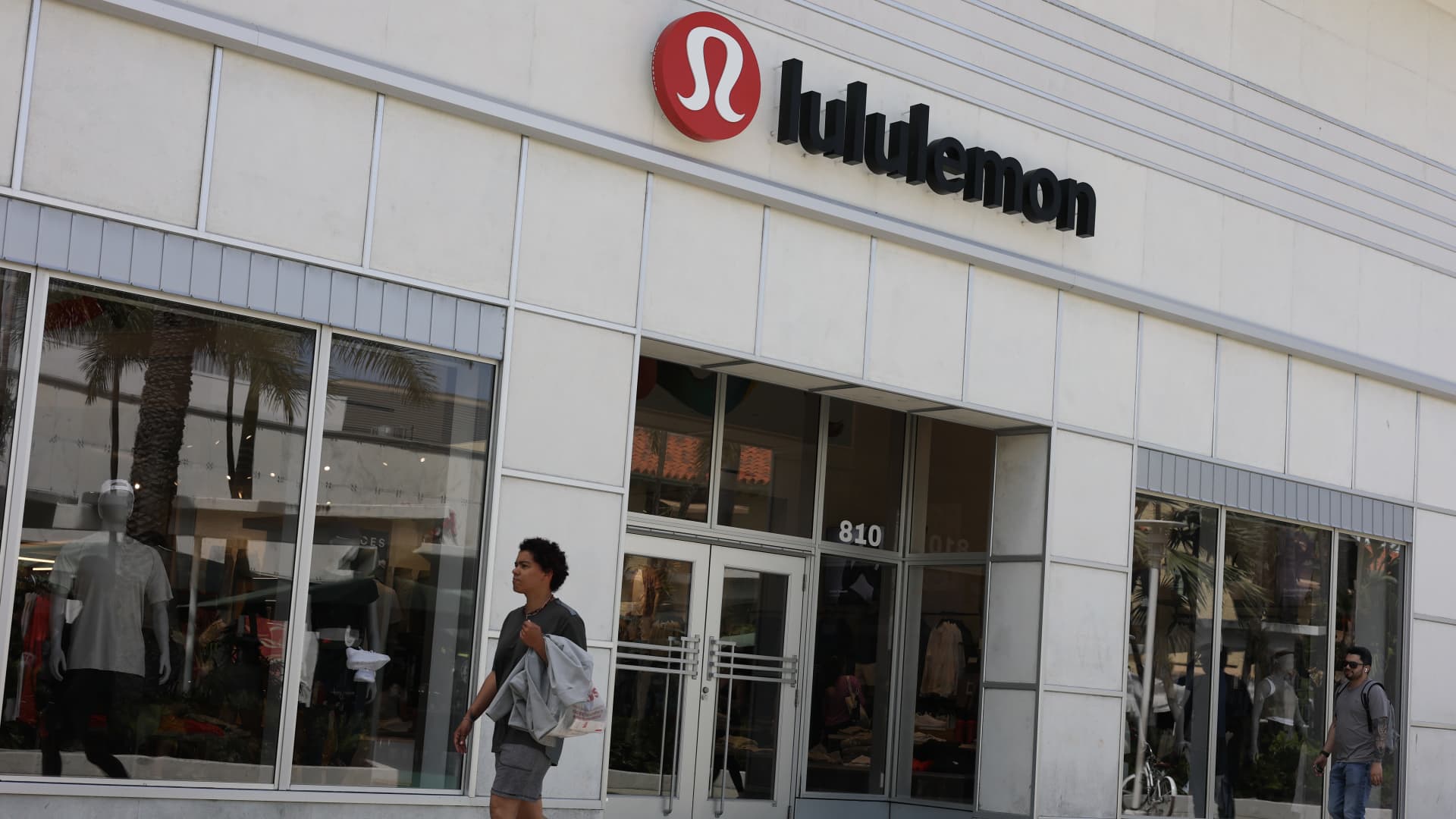 Lululemon Proxy Settlement: A Strategic Path Forward for Growth featured image