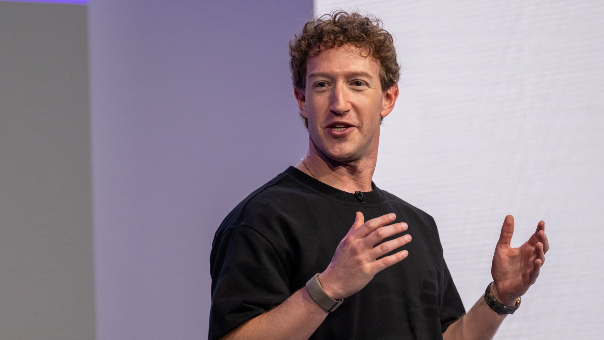 Meta AI Diversification: Can Zuckerberg Engineer a $16 Billion Growth Breakthrough? featured image