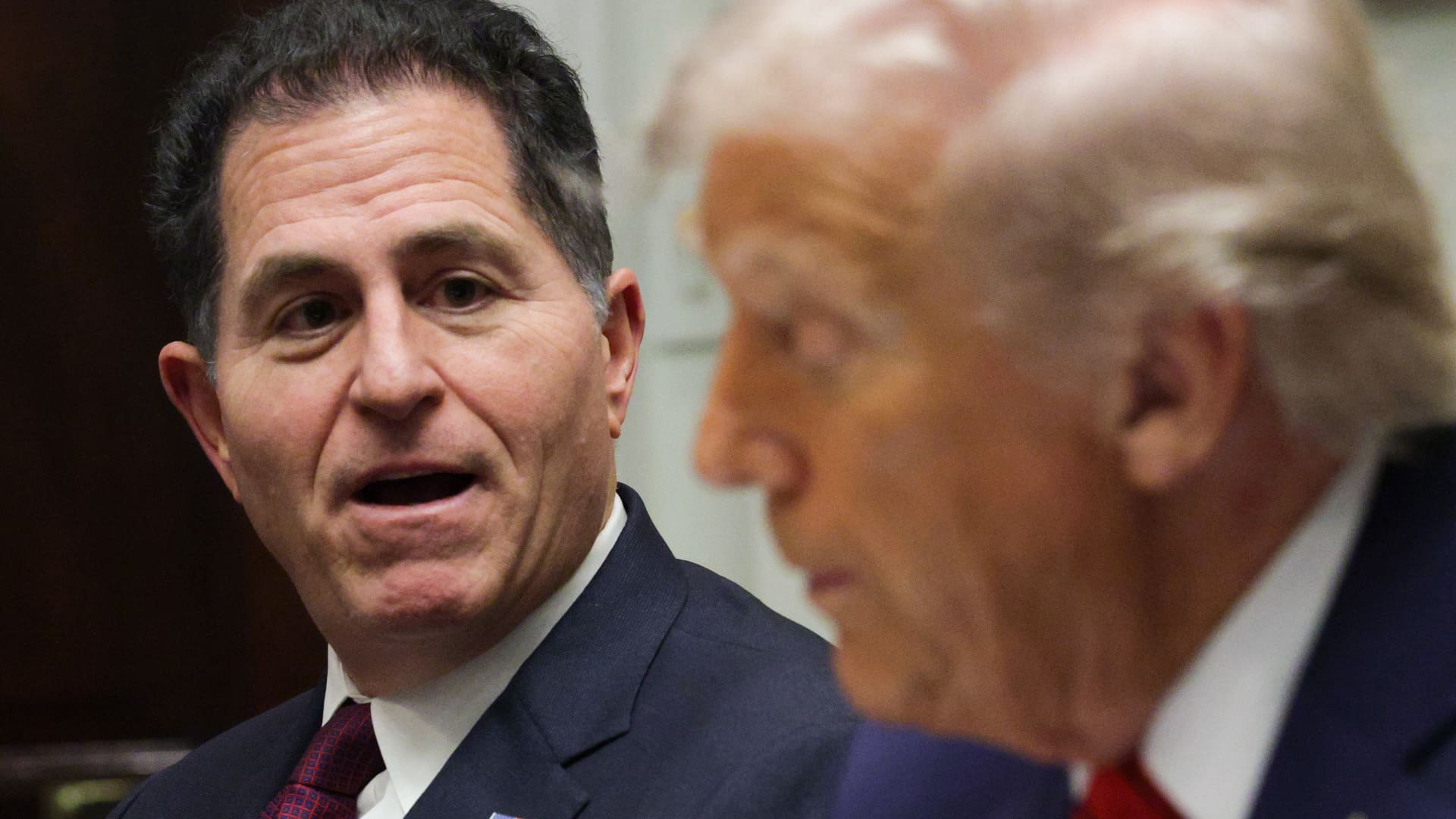 Michael Dells Strategic Advance: 10 Billion in Philanthropy Fuels Dell Technologies Record Growth
