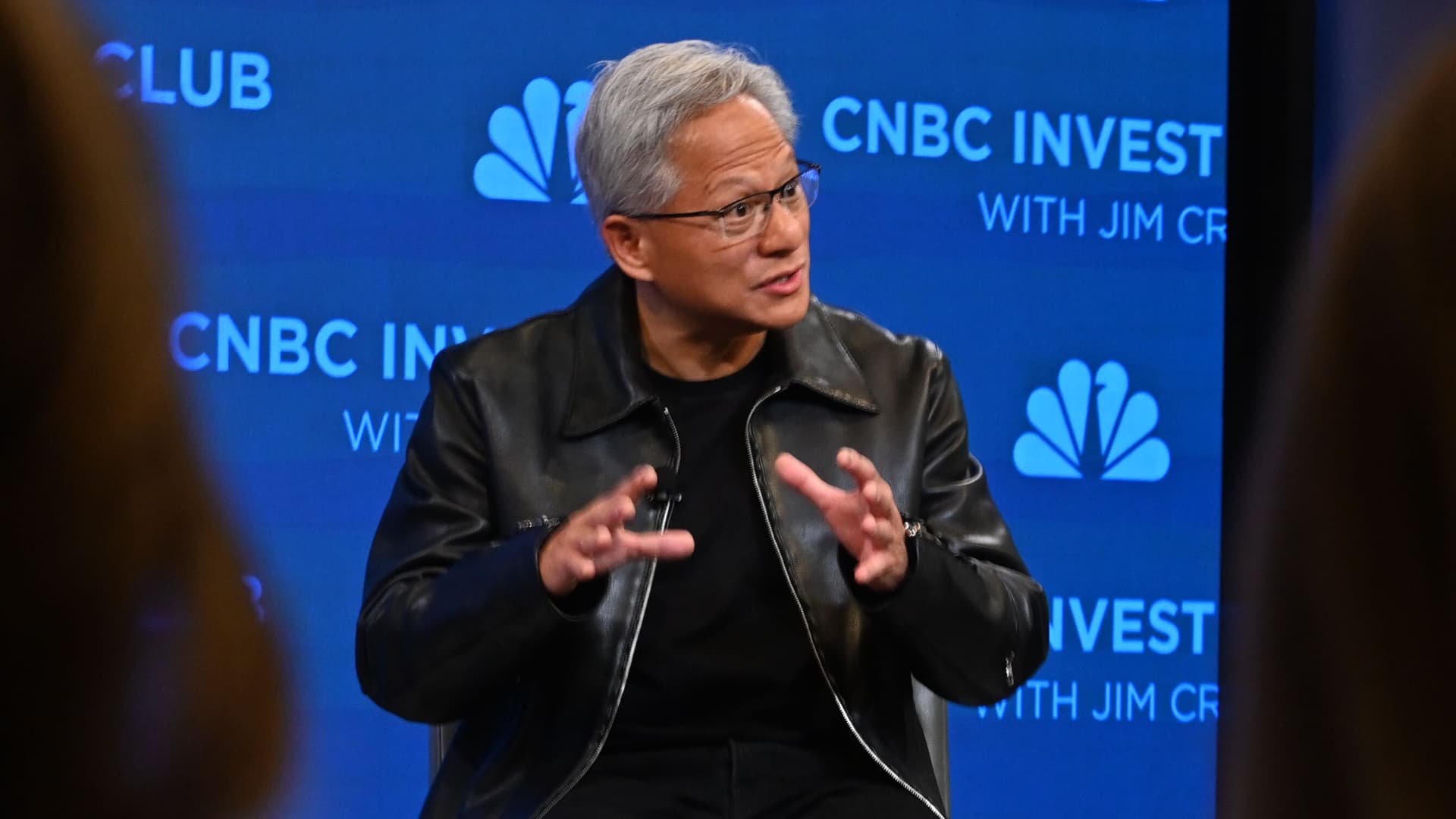 Nvidia stock: Innovations Crossroads as Technical Levels Test AI Dominance