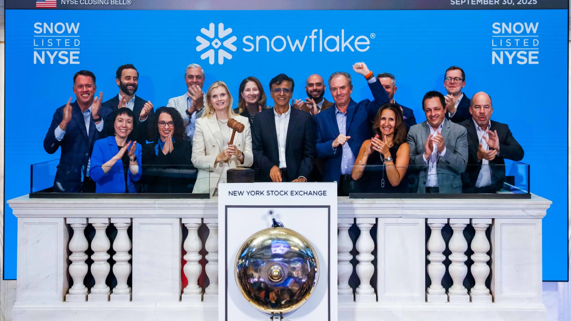 Snowflake AI Surge: Alpha Opportunity for Portfolios