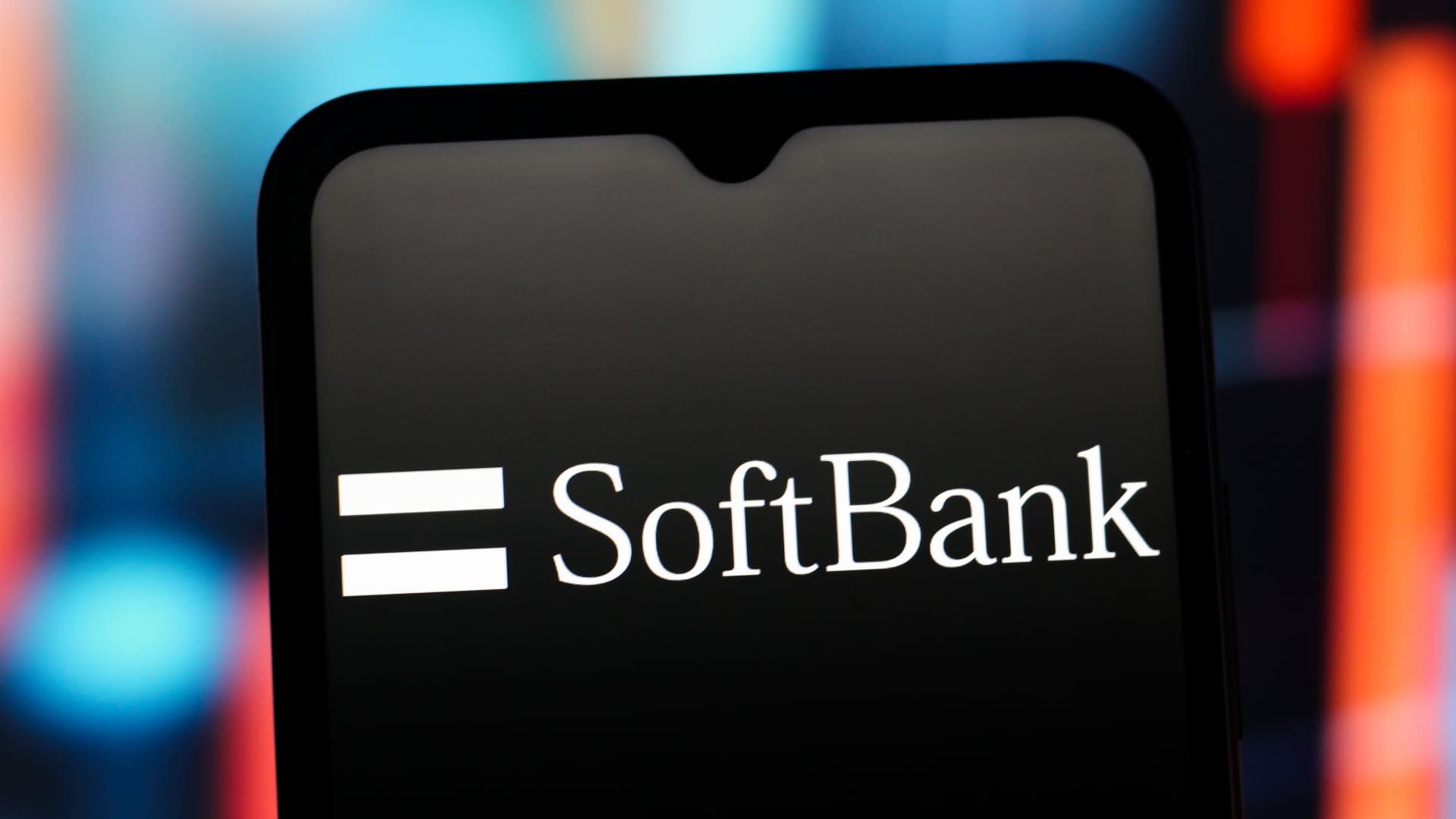 SoftBank Group's AI Momentum Fuels 16% Share Surge on Nvidia's Blockbuster Earnings