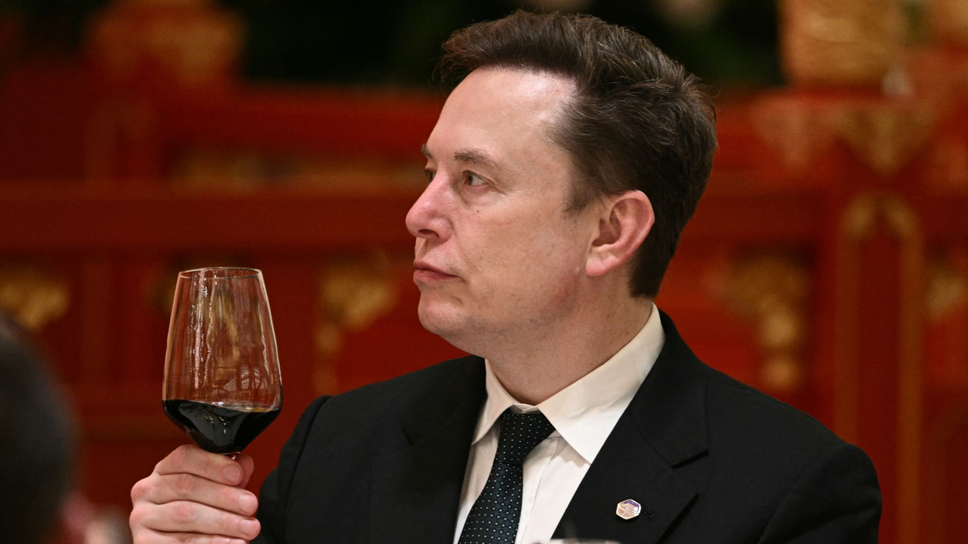 SpaceX IPO: A Trillion-Dollar Valuation Sets New Precedent