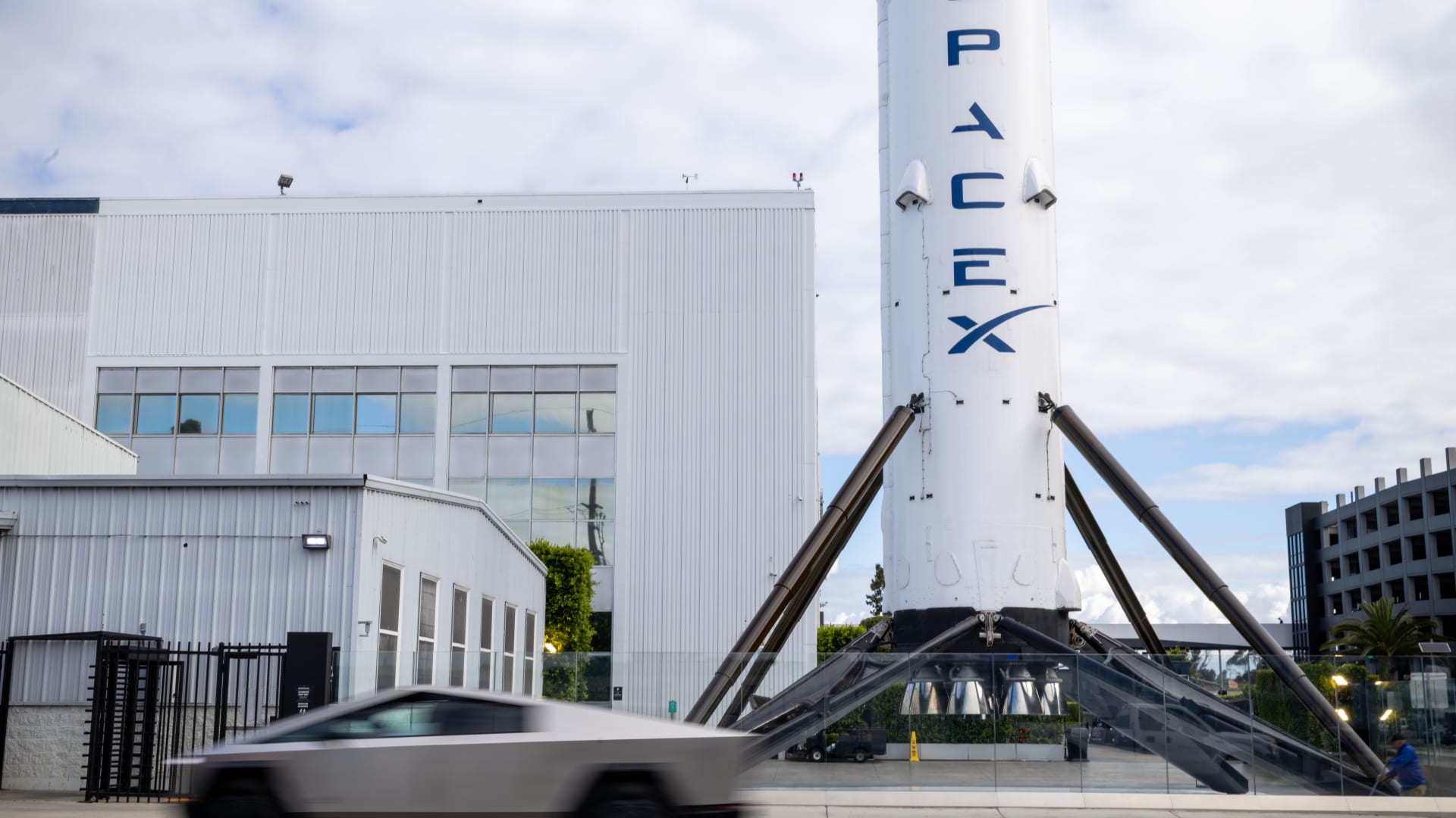 SpaceX-Tesla Merger: A Trillion-Dollar Innovation Breakthrough on the Horizon featured image