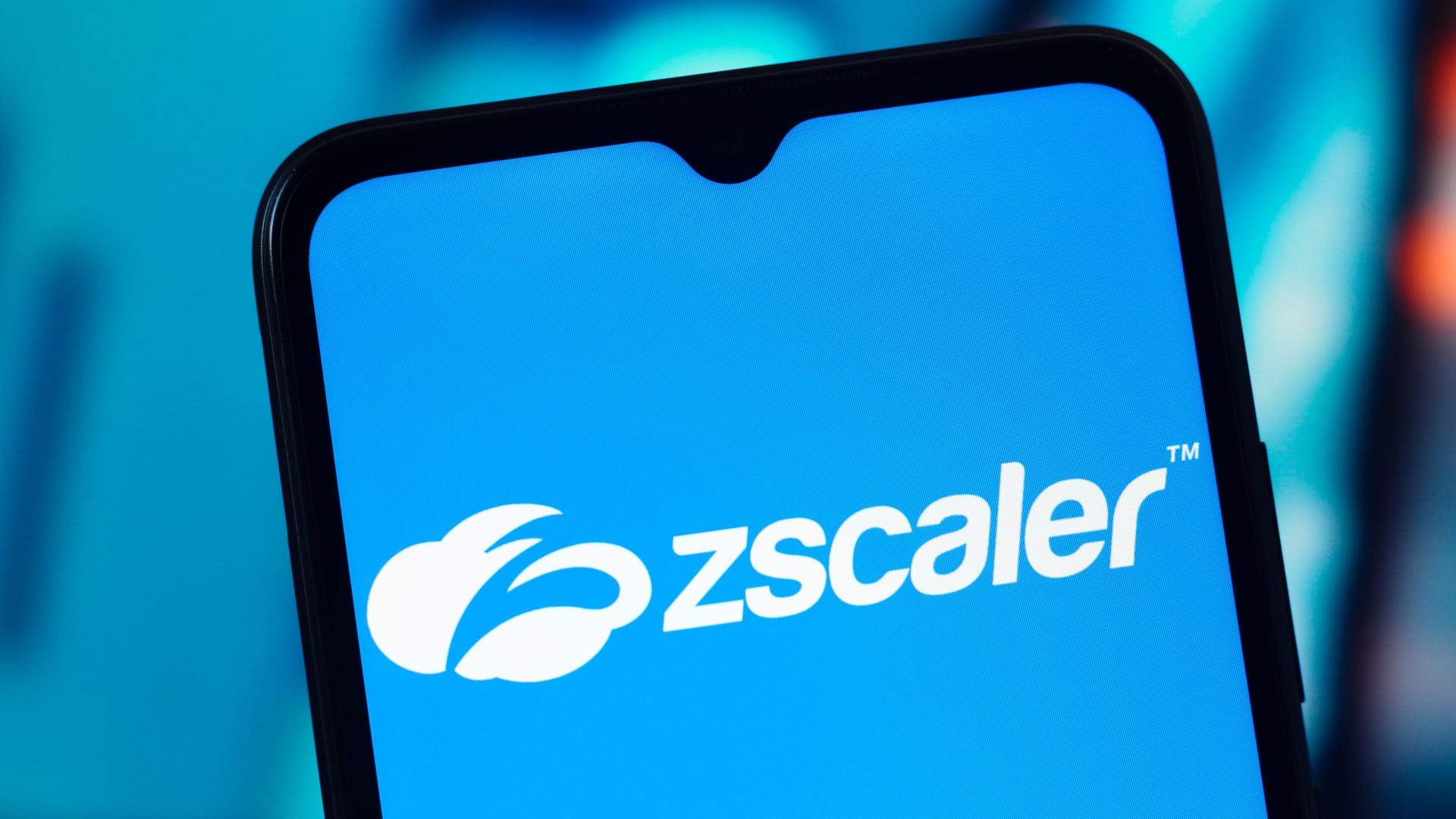 Zscaler Tanks 31%: Unpacking the Cybersecurity Stocks Worst Day Ever