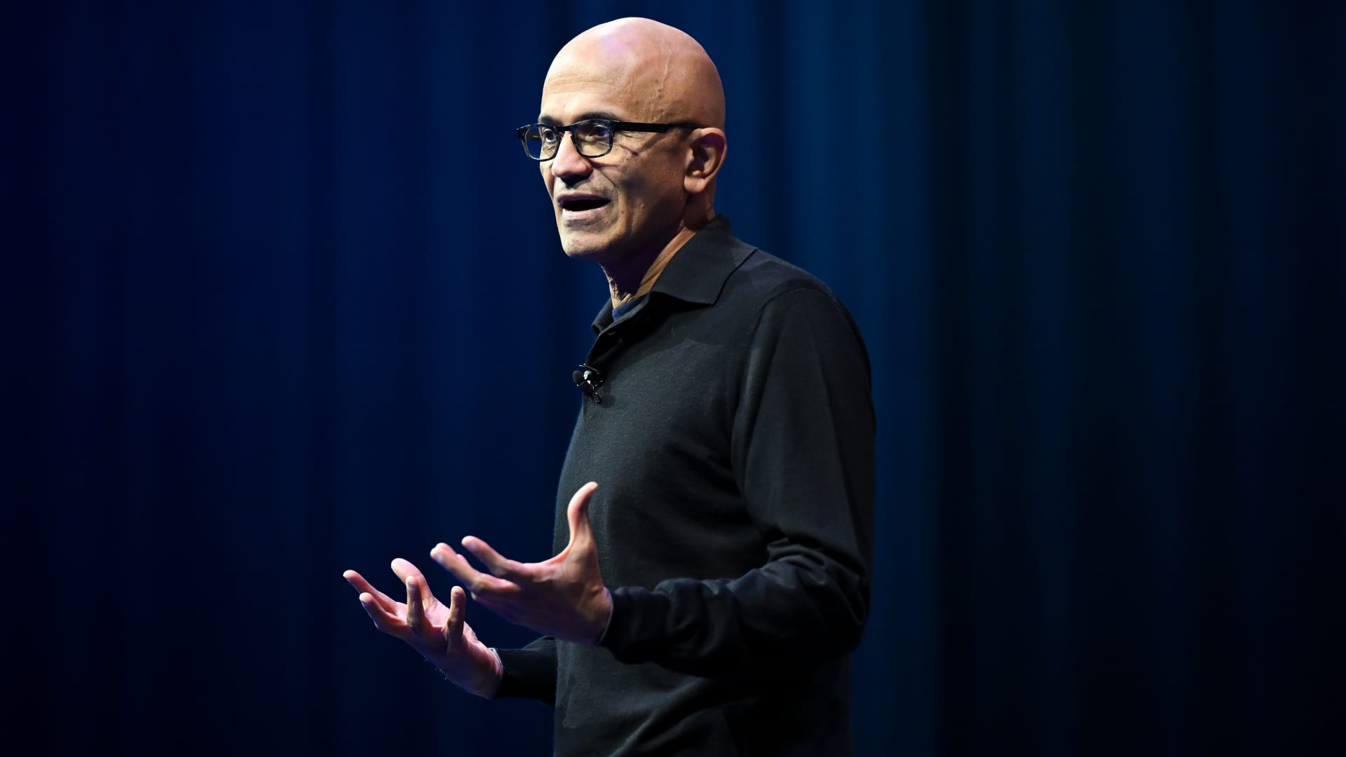 AI Coding Race: Microsoft and Google's Crucial Competitive Push featured image