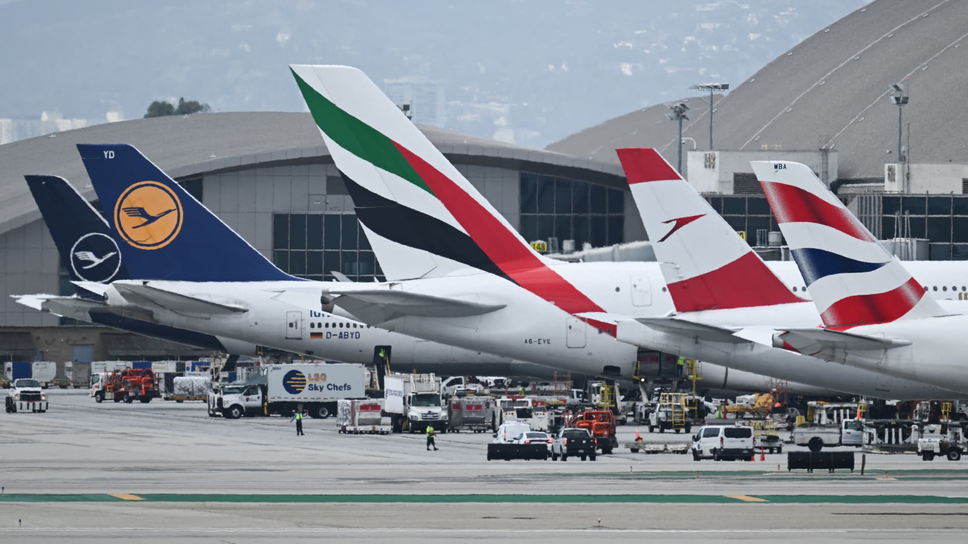 Airline CEOs Face Profit Squeeze: 5 Takeaways from Industry Summit