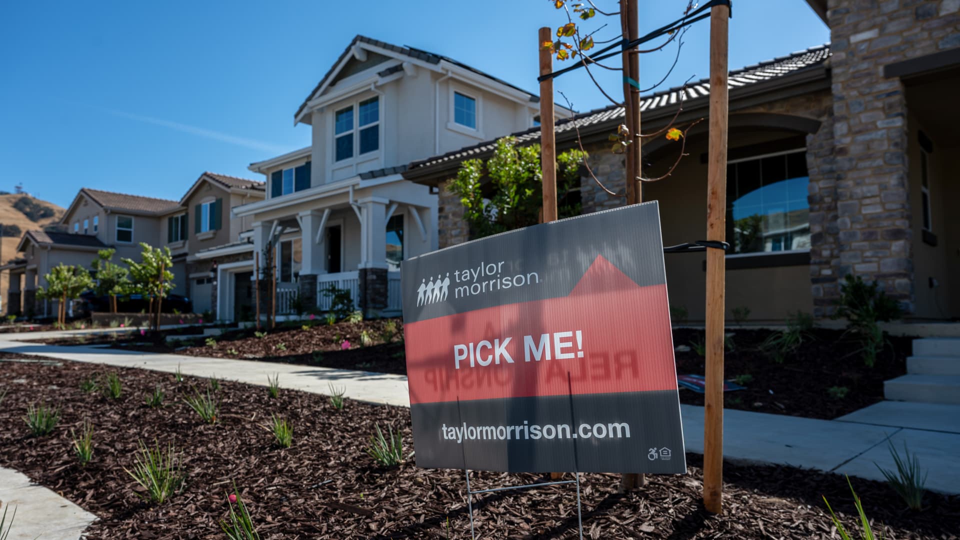 Berkshire's Housing Market Bet: Taylor Morrison Deal Signals Potential Bottom featured image