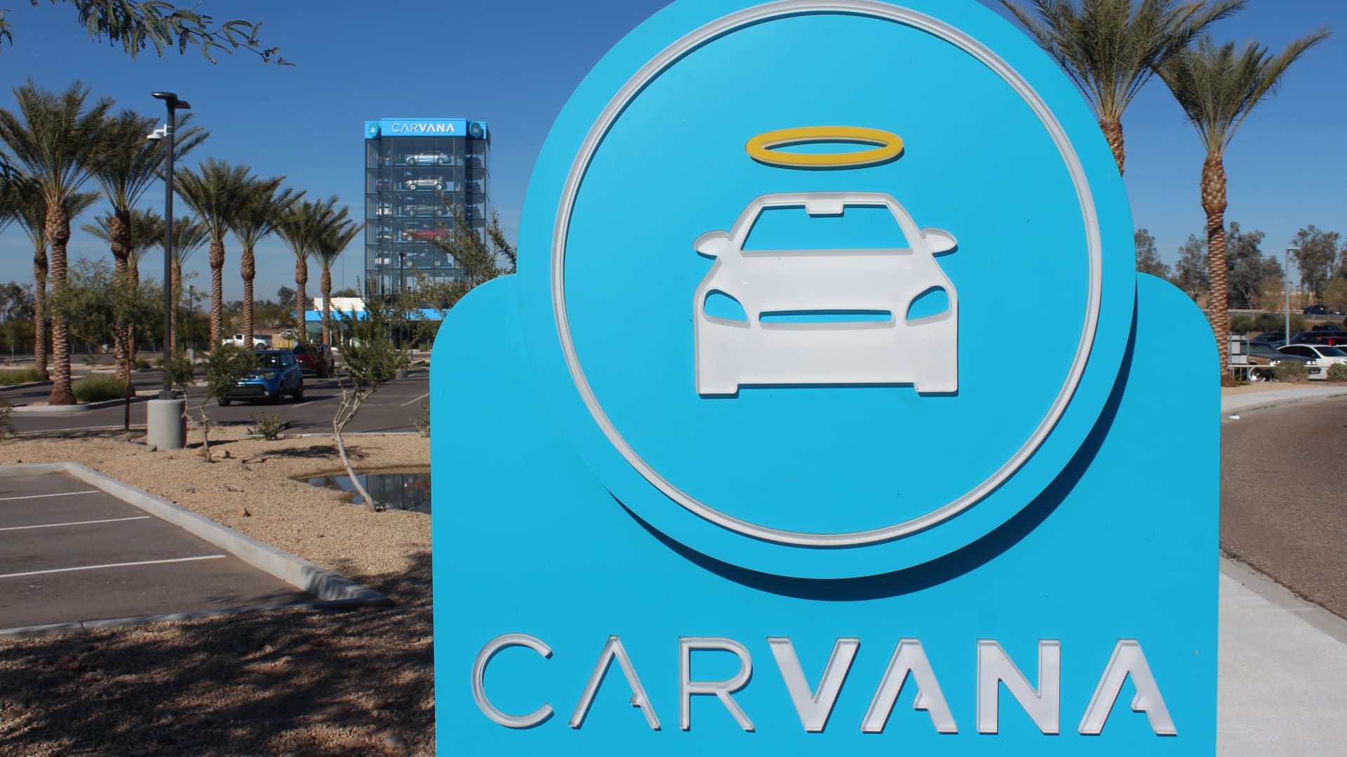 Carvana New Vehicles: A Bold Strategy Disrupting Auto Retail featured image