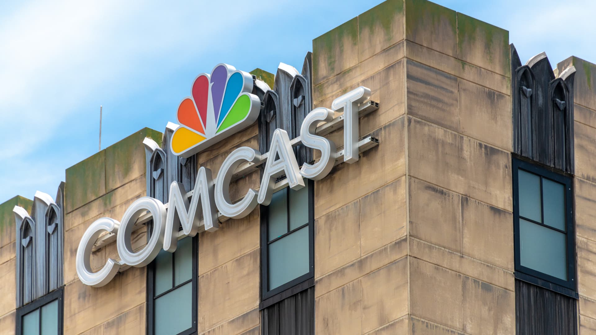Comcast Spinoffs: A Breakthrough in Media Tech Restructuring featured image