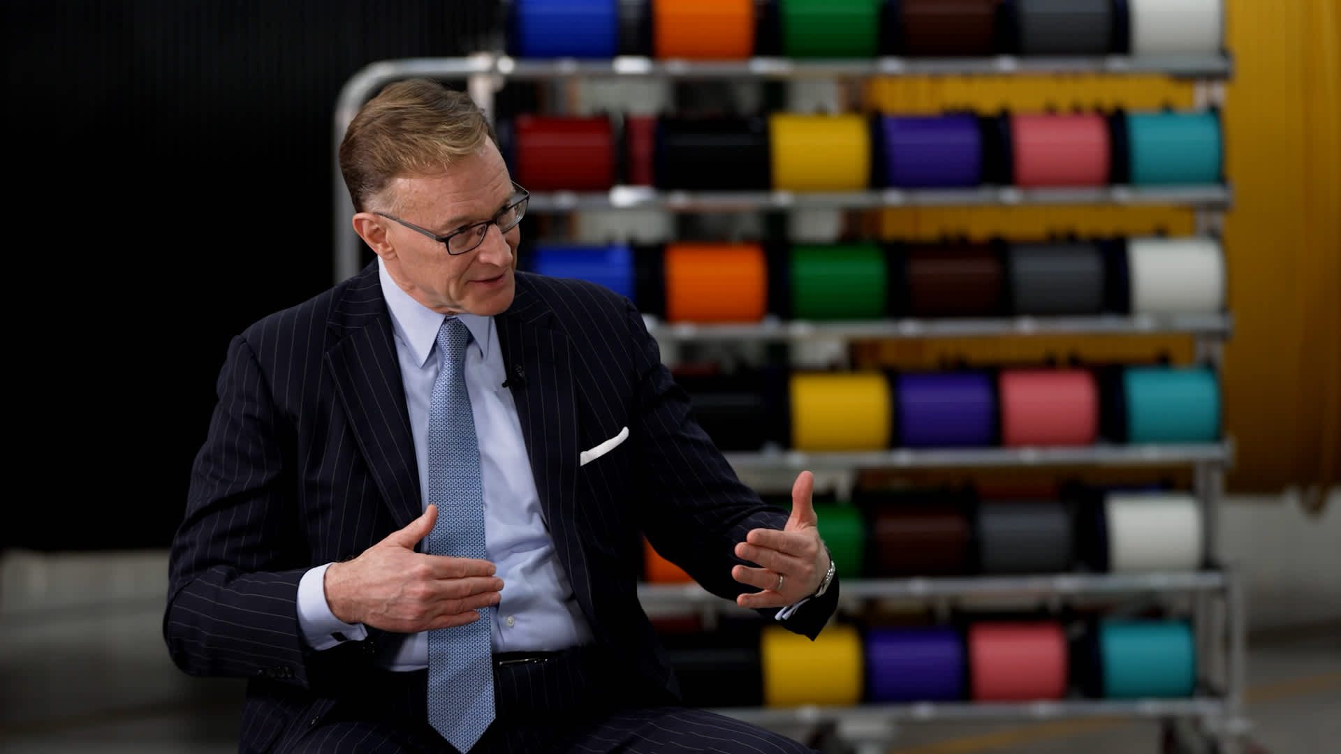Corning's Multibillion-Dollar AI Deal: A Breakthrough in Scalability
