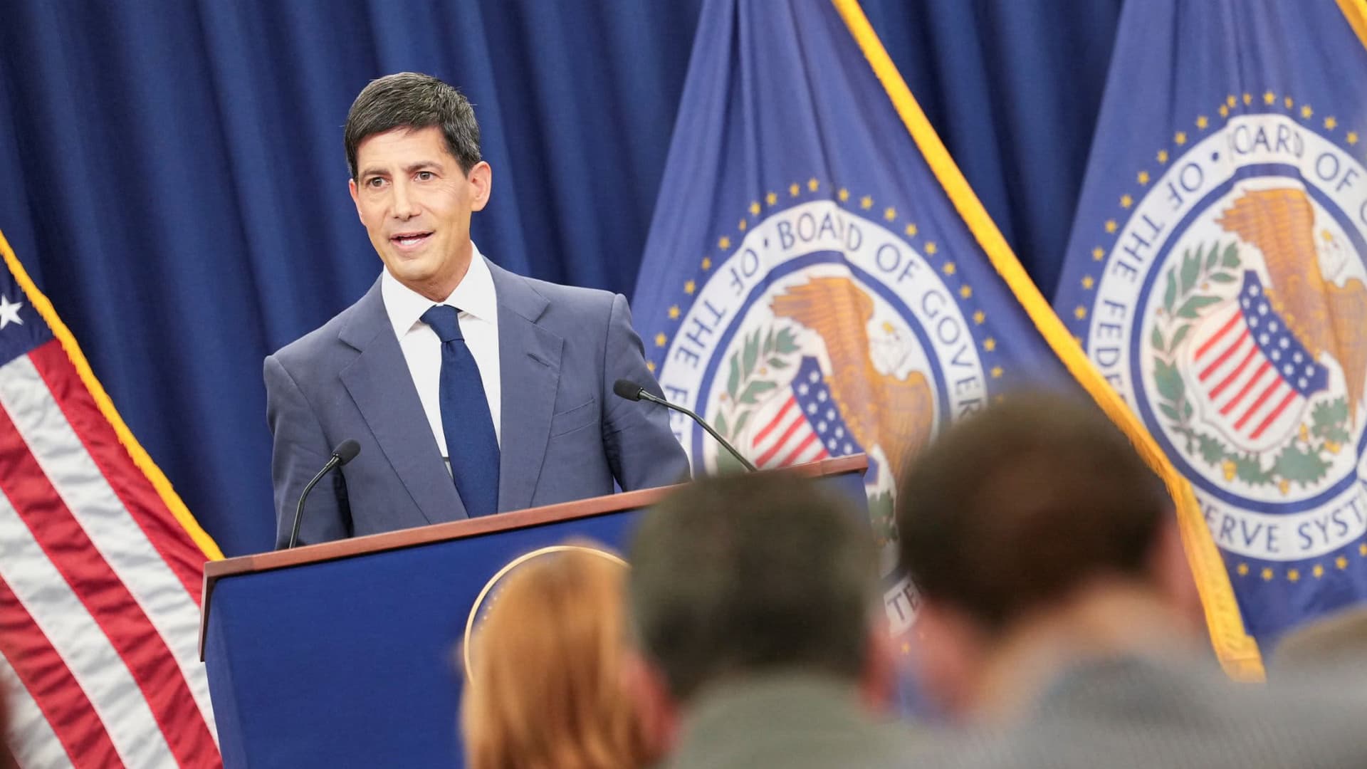 Fed Rate Statement Overhaul: Warsh's Clarity Drive Signals New Monetary Era featured image