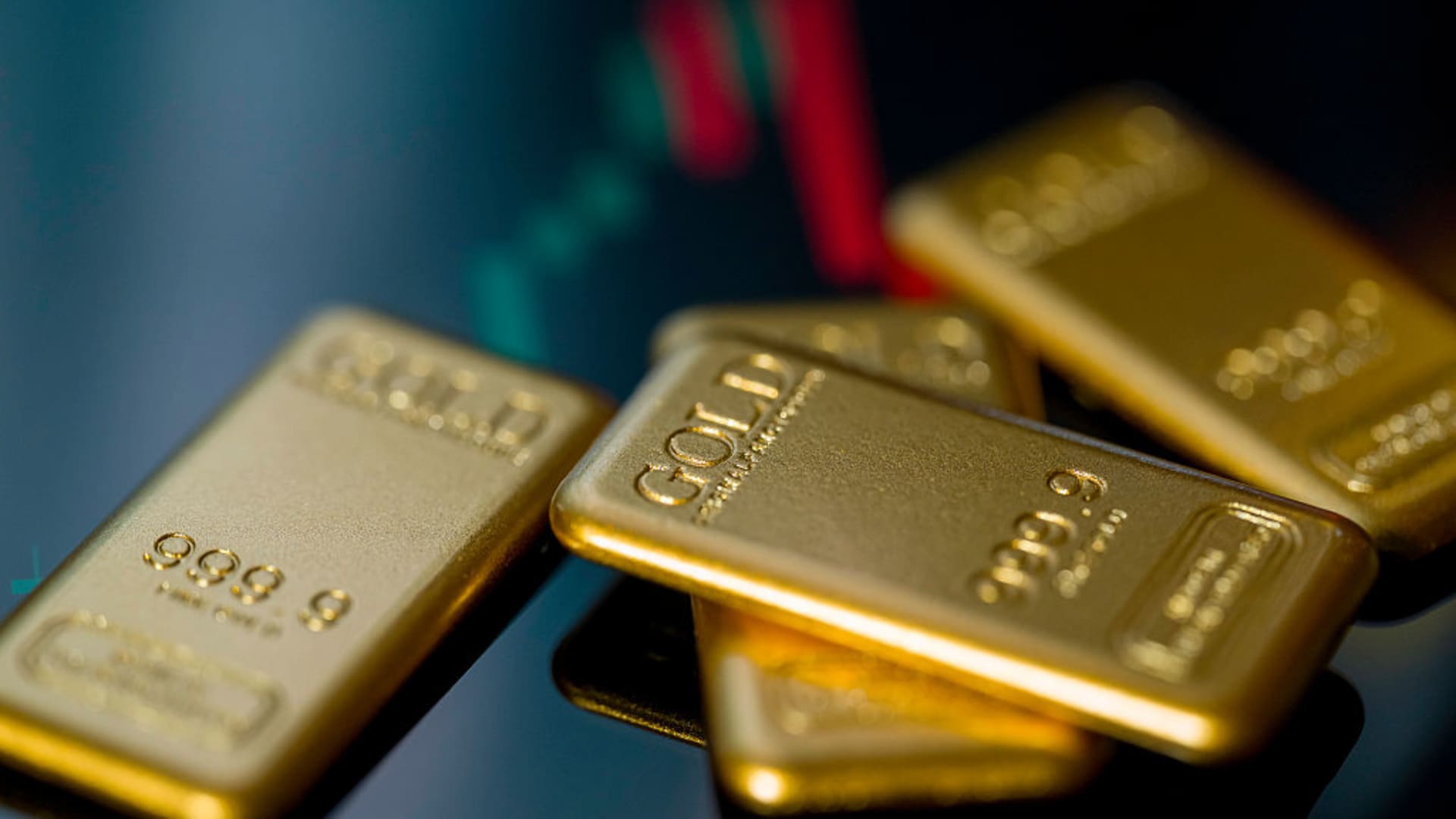 Gold Asset Plunge Signals Investor Caution Amid Inflation Fears
