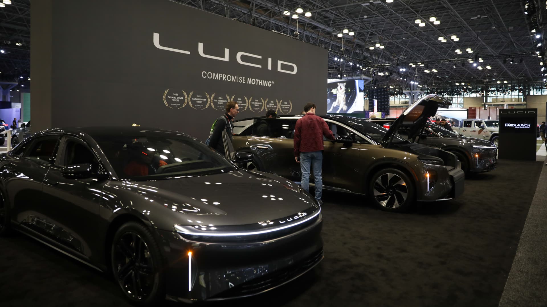 Lucid Layoffs: A Strategic Cost-Cutting Maneuver Amidst EV Headwinds featured image
