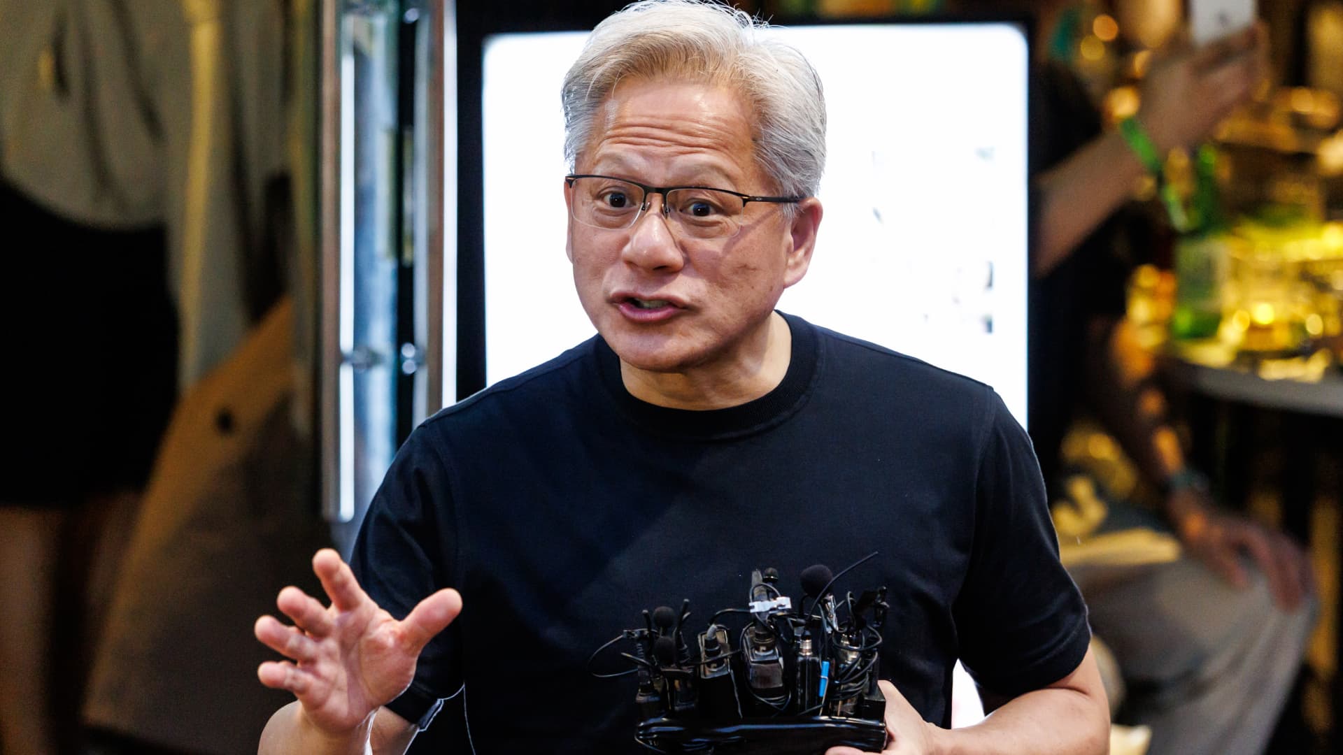 Nvidia Debt Sale: $20 Billion Infusion Fuels AI Innovation
