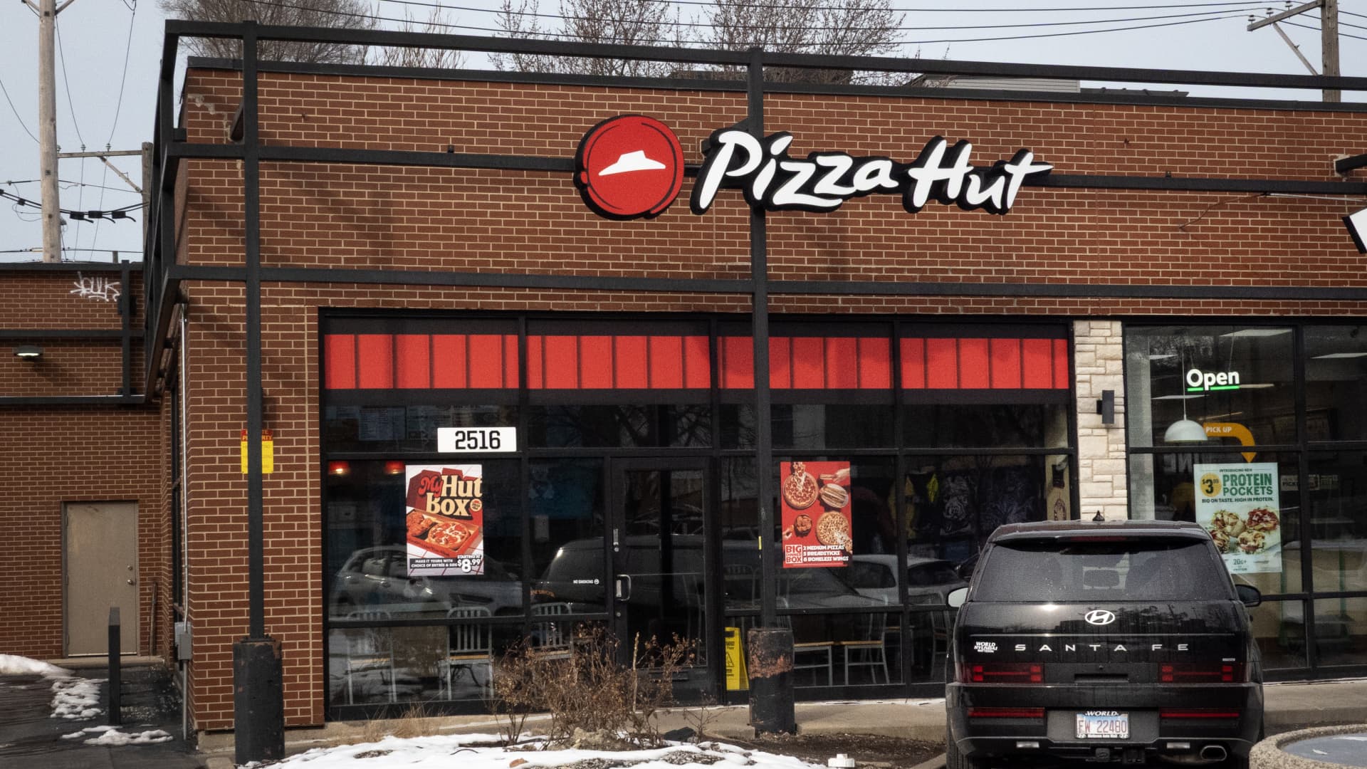 Pizza Hut Sale Signals Strategic Reorientation for Yum Brands