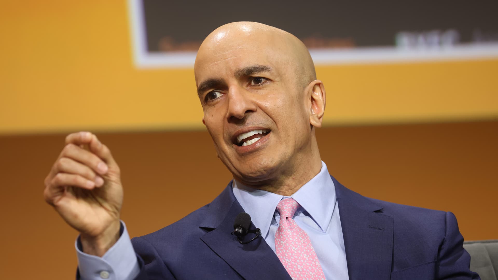 Rate Hike Volatility: Kashkari's Shift Jolts 2026 Market Outlook featured image