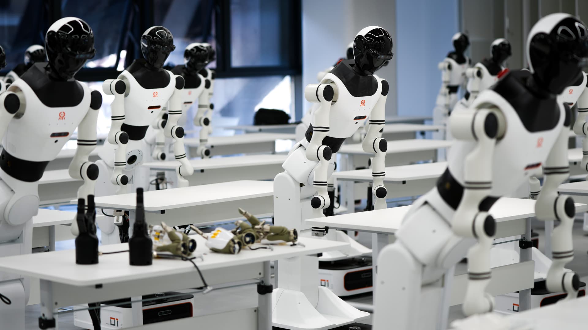 Rivian CEO's Bold Strategy: Separating Robotics for Future Growth featured image