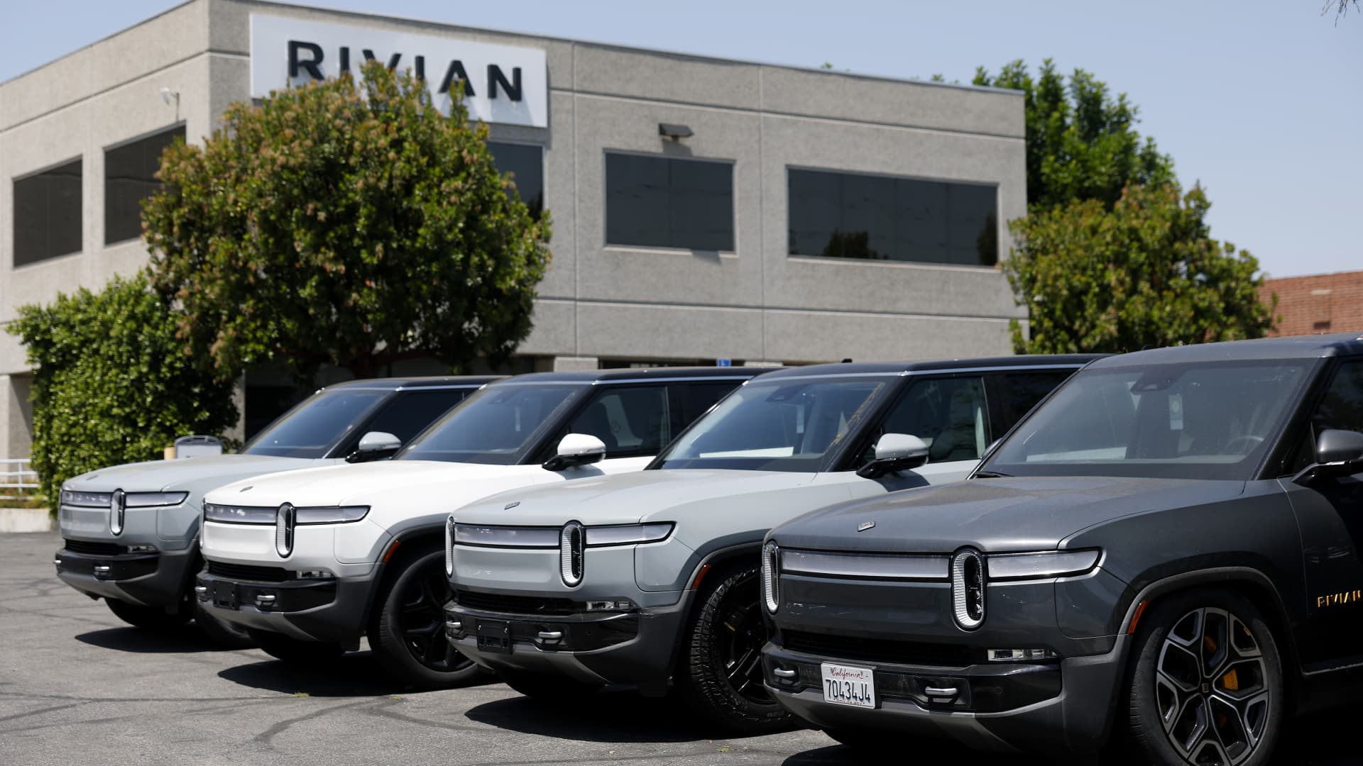 Rivian Layoffs Signal Profitability Push Amid R2 Launch featured image