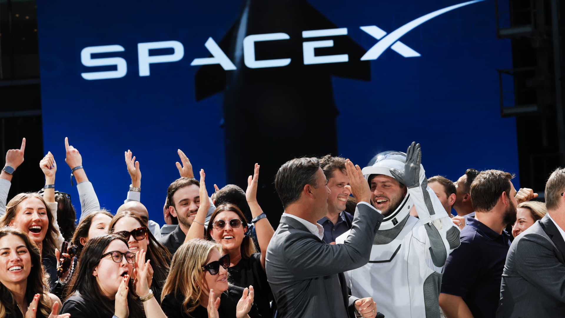SpaceX IPO: A Trillion-Dollar Valuation Breakthrough Reshapes Aerospace featured image