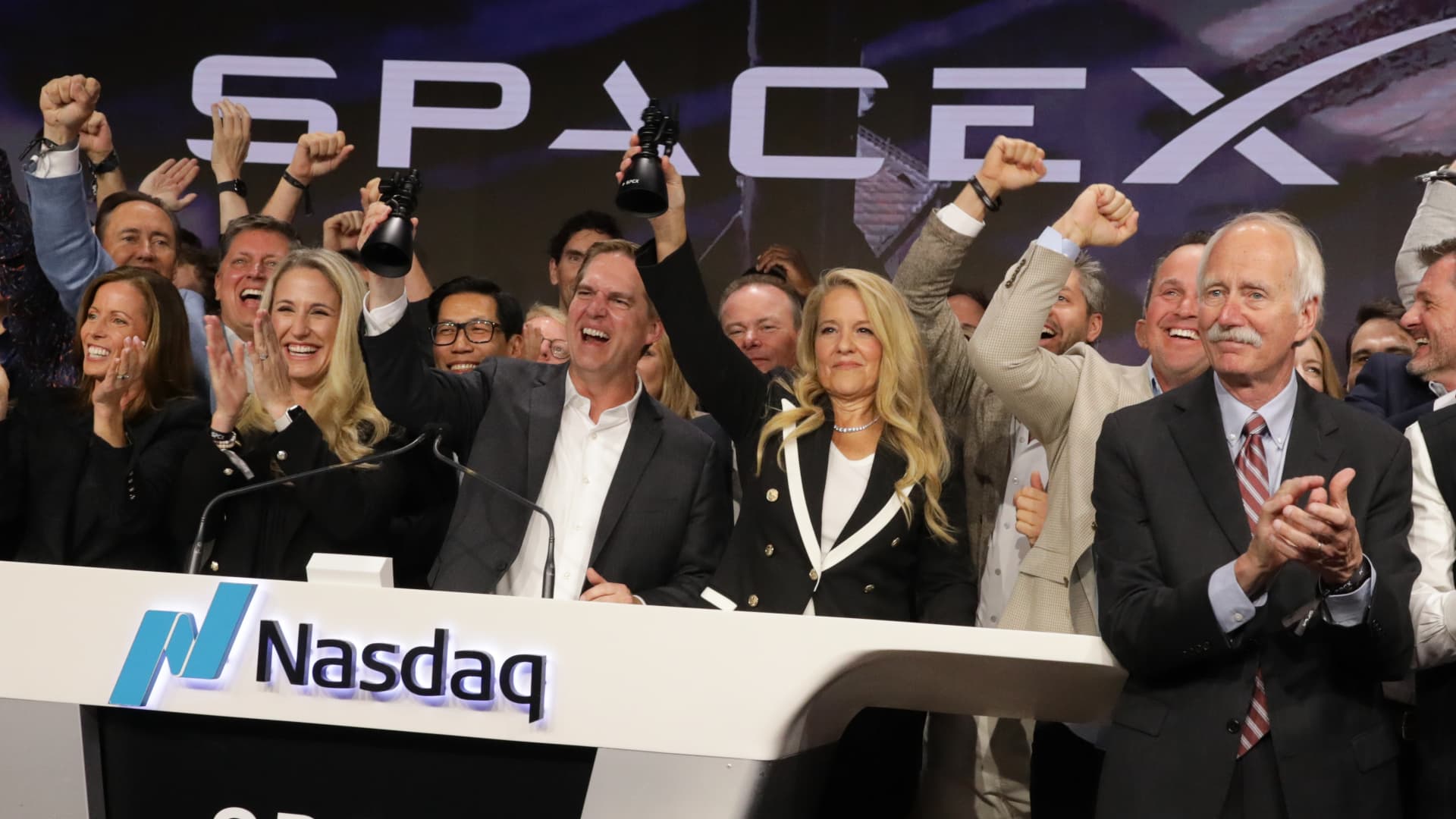 SpaceX's Index Inclusion: A Trillion-Dollar Growth Trajectory featured image