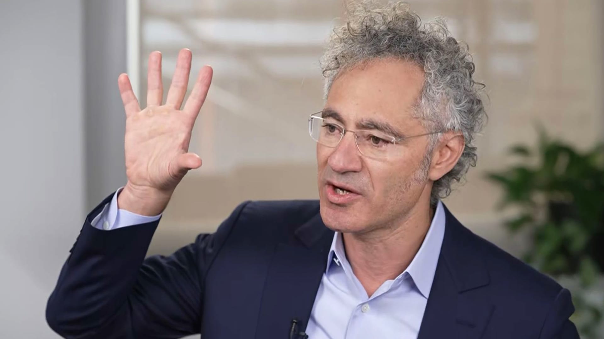 AI Token Model: Palantir's Karp Exposes Skyrocketing Costs and Drives Enterprise Shift featured image