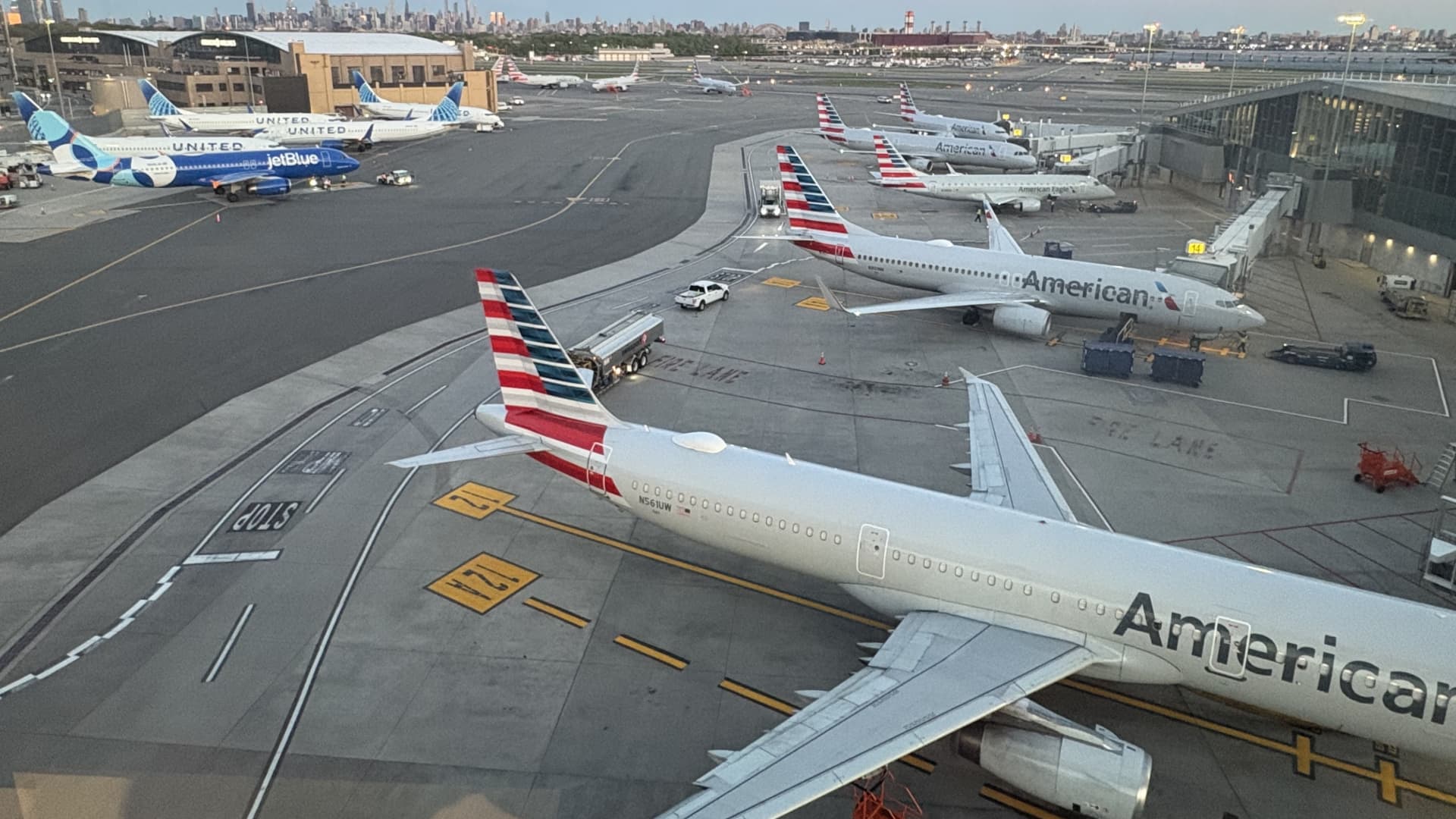 American Airlines Earnings Outlook: A Warning Amidst Soaring Fuel Costs