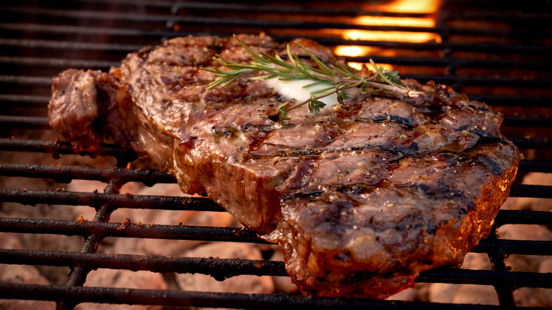 Beef Prices Surge: Consumer Demand Defies Record Highs featured image