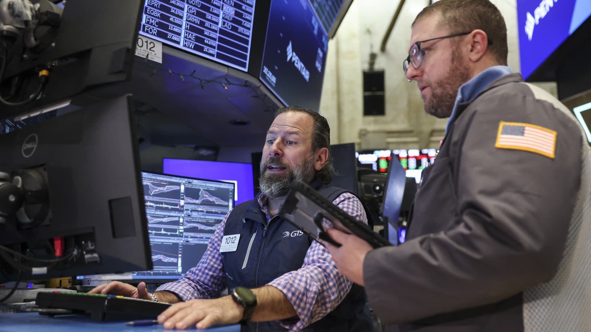 Dow Drops 1000 Points: Analyzing Market Liquidity and Investment Trends Post-Correction featured image
