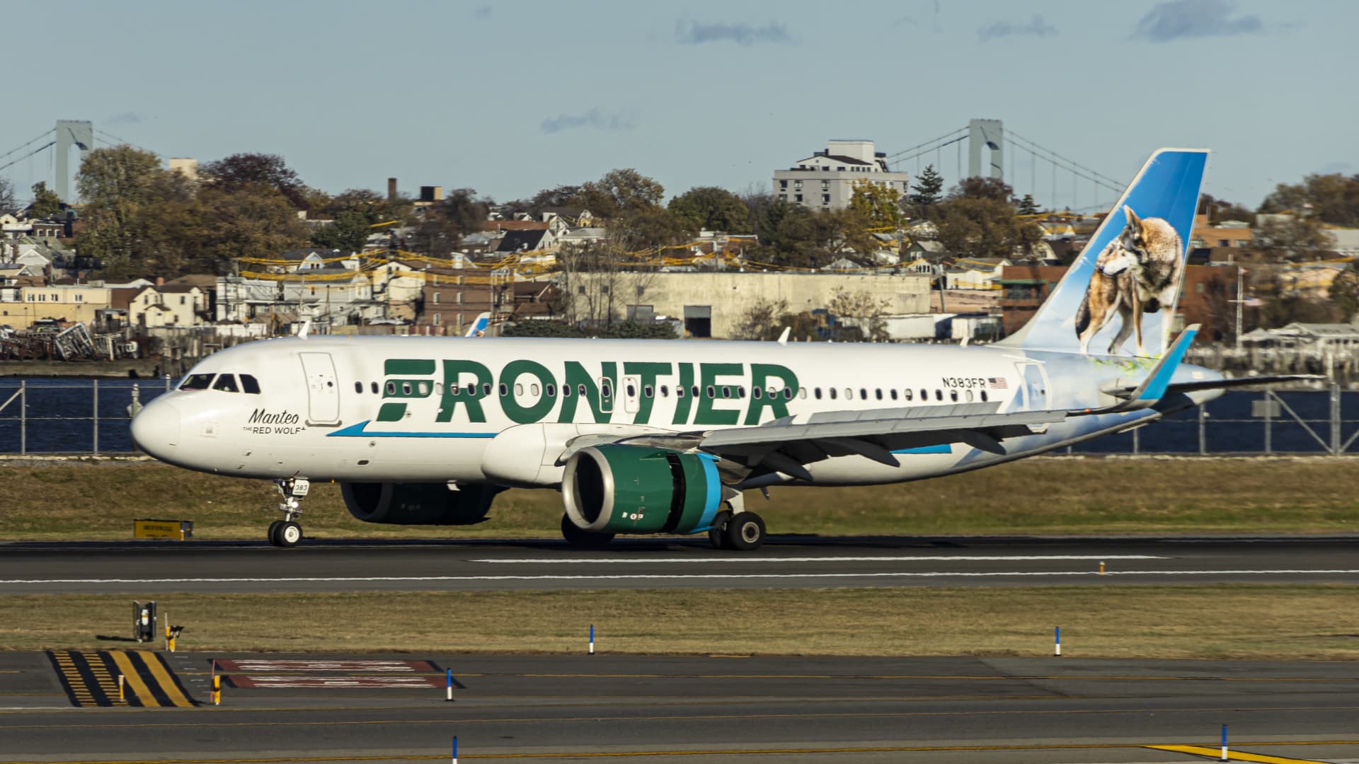 Frontier Airlines Wi-Fi: A Strategic Shift Towards Premium Amenities featured image