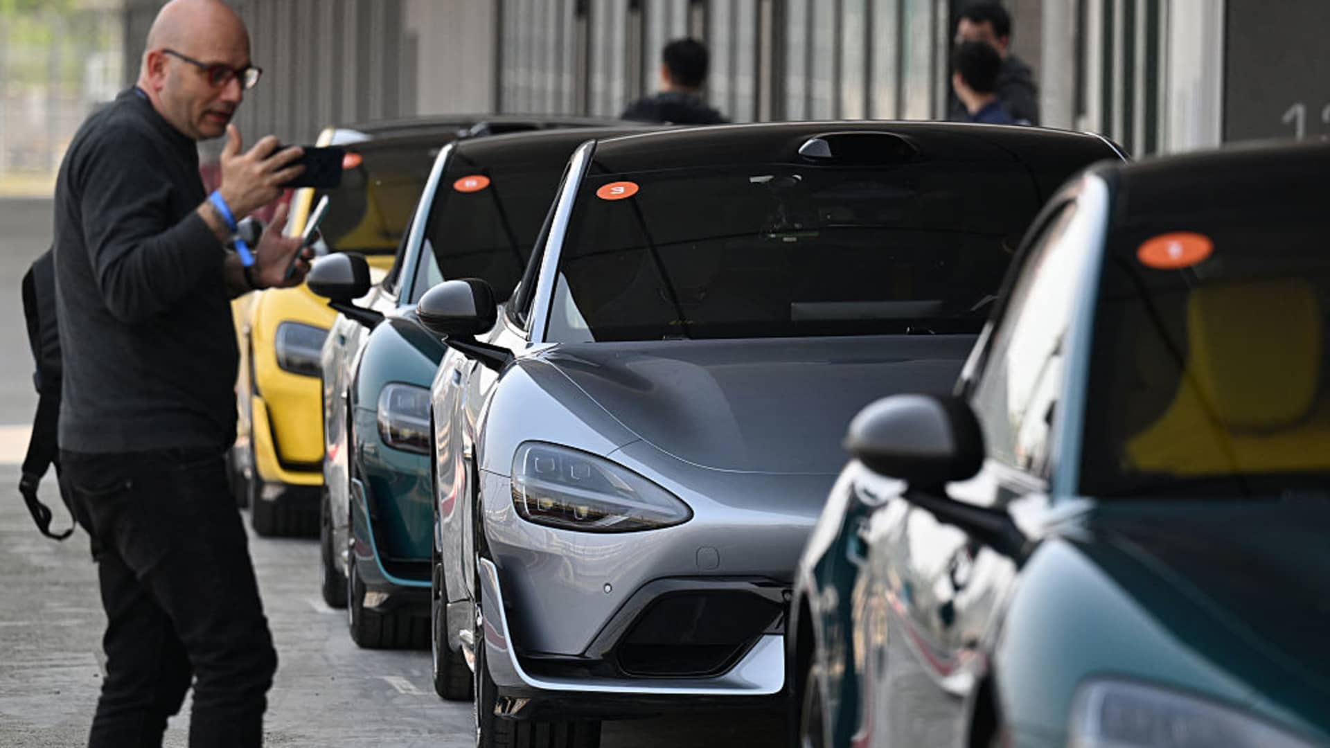 June Delivery Figures Ignite Optimism in BYD and Xiaomis EV Growth Trajectory