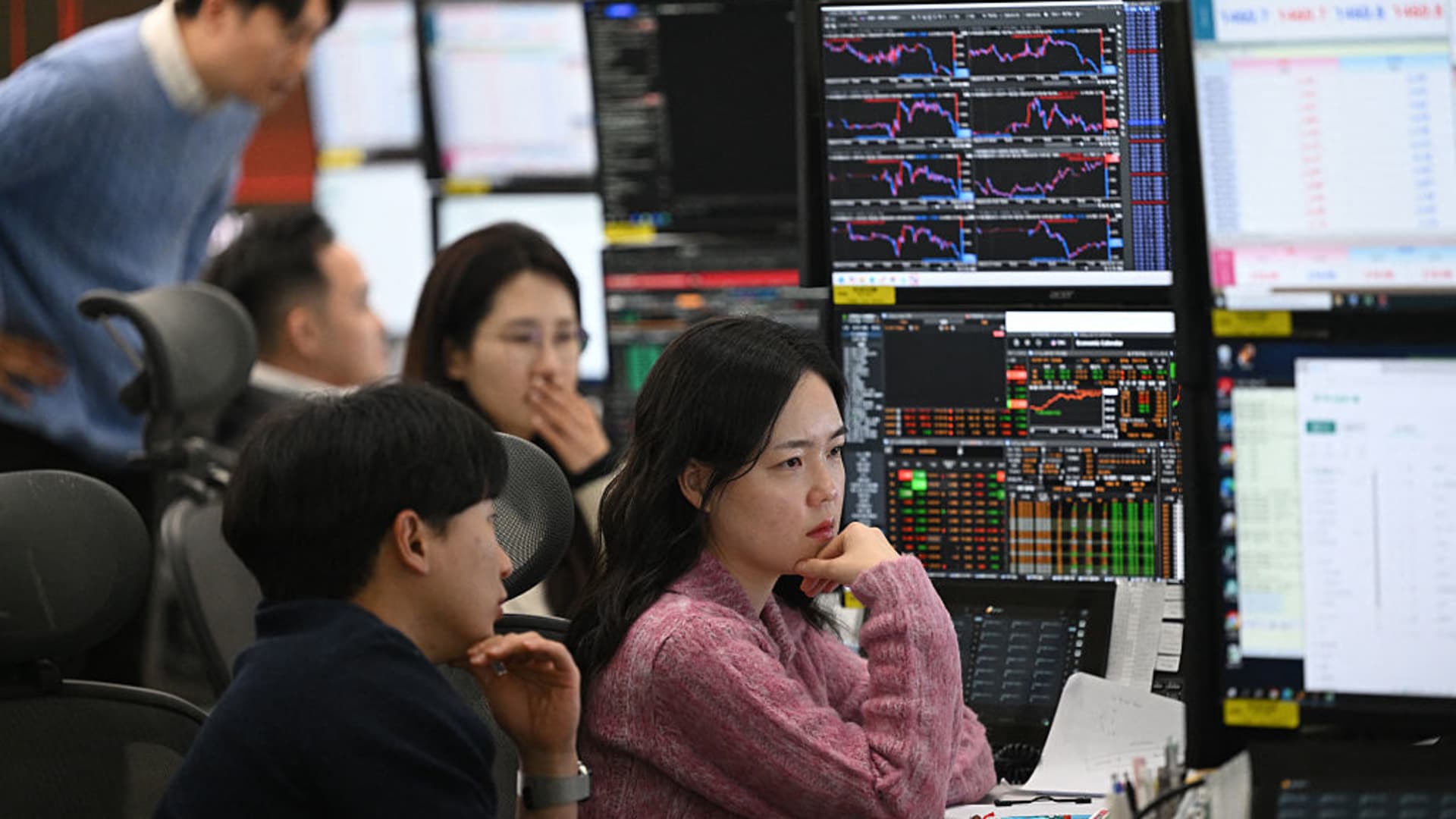 Korean Stock Market Volatility: Navigating AI's Disruptive Swings featured image