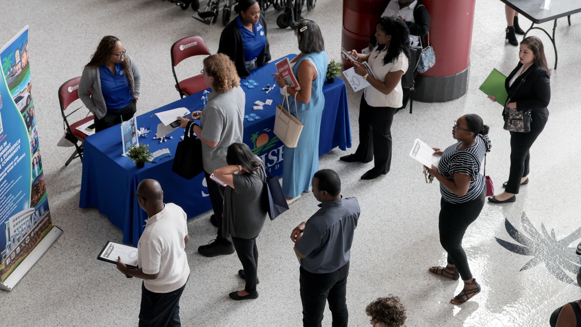 Labor Force Participation Rate Plunges to 50-Year Low: A Warning for Macro Stability featured image