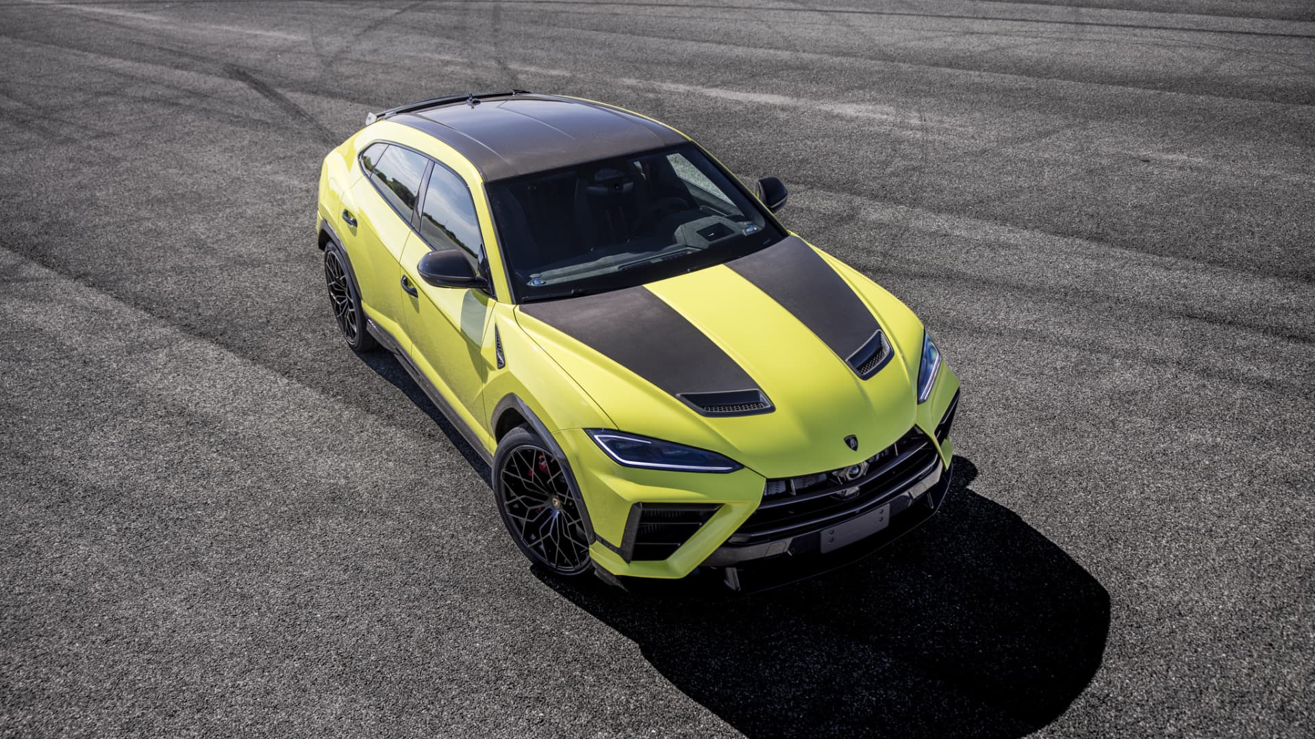 Lamborghini Urus Hybrid: A Strategic Turn Towards Performance featured image