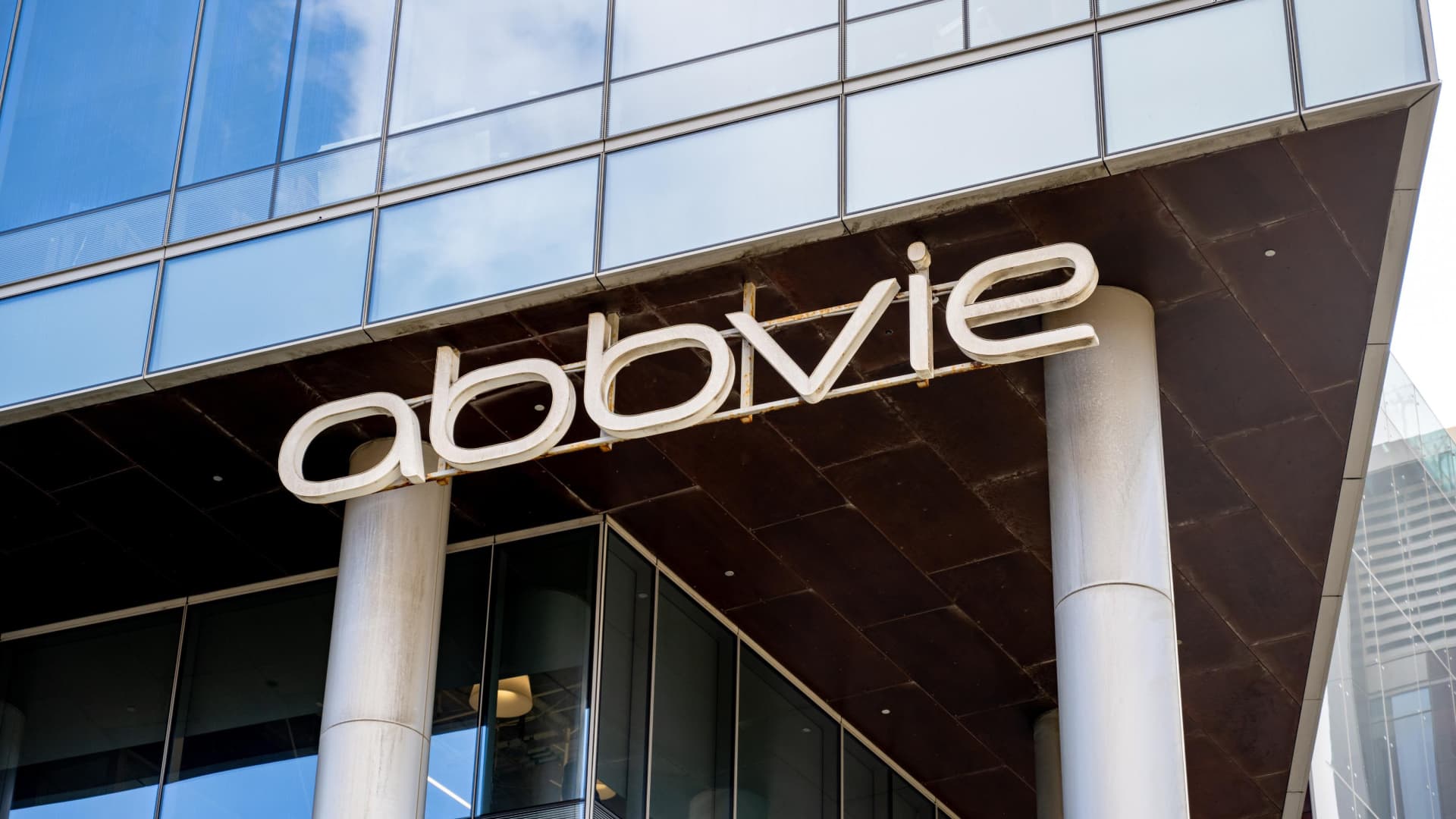 Low-Stress Stocks Yield Stability Amid AI Volatility, Jefferies Says