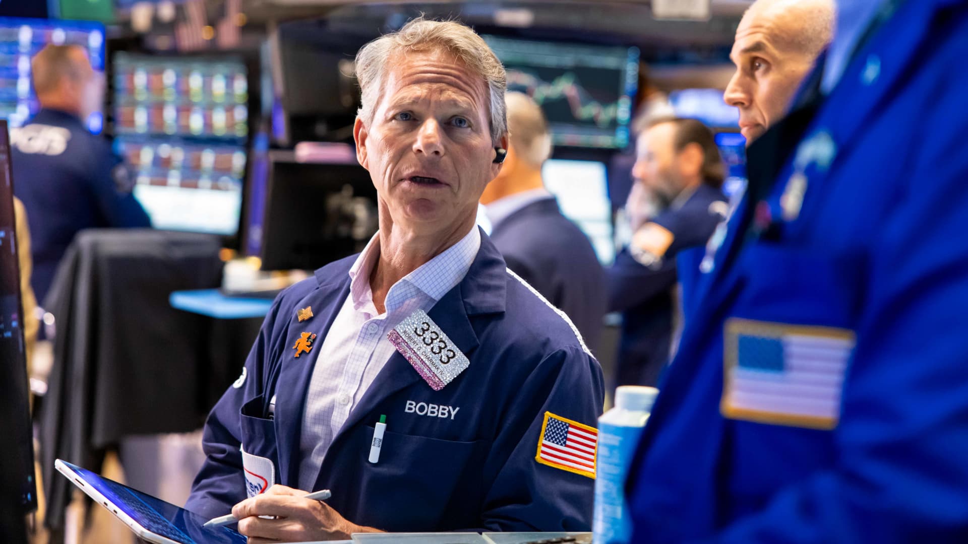 Nasdaq-100: Traders Temper 2026 Growth Expectations After Strong Start