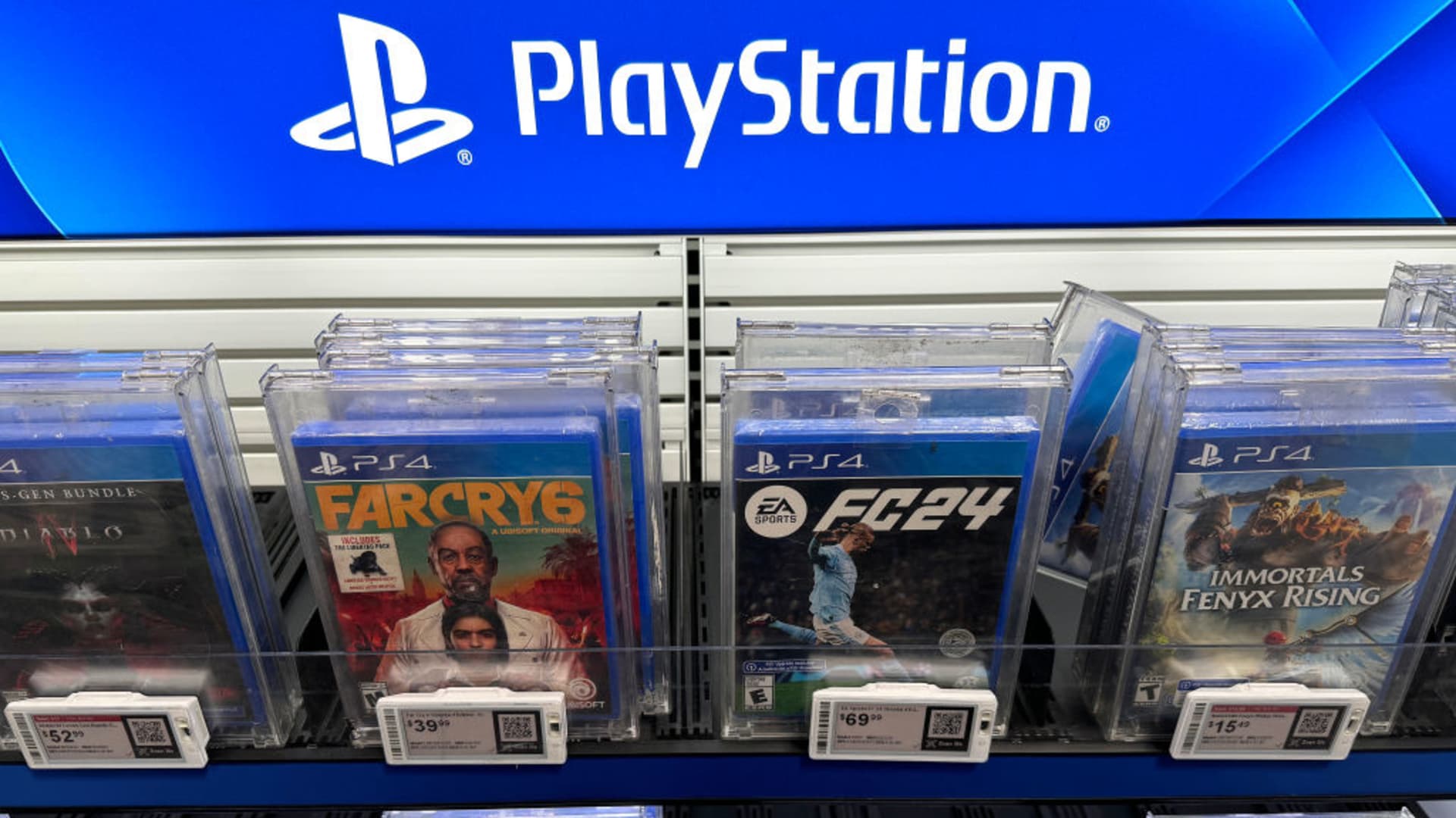 PlayStation Digital Transition: Innovation Fuels Gaming's New Era featured image