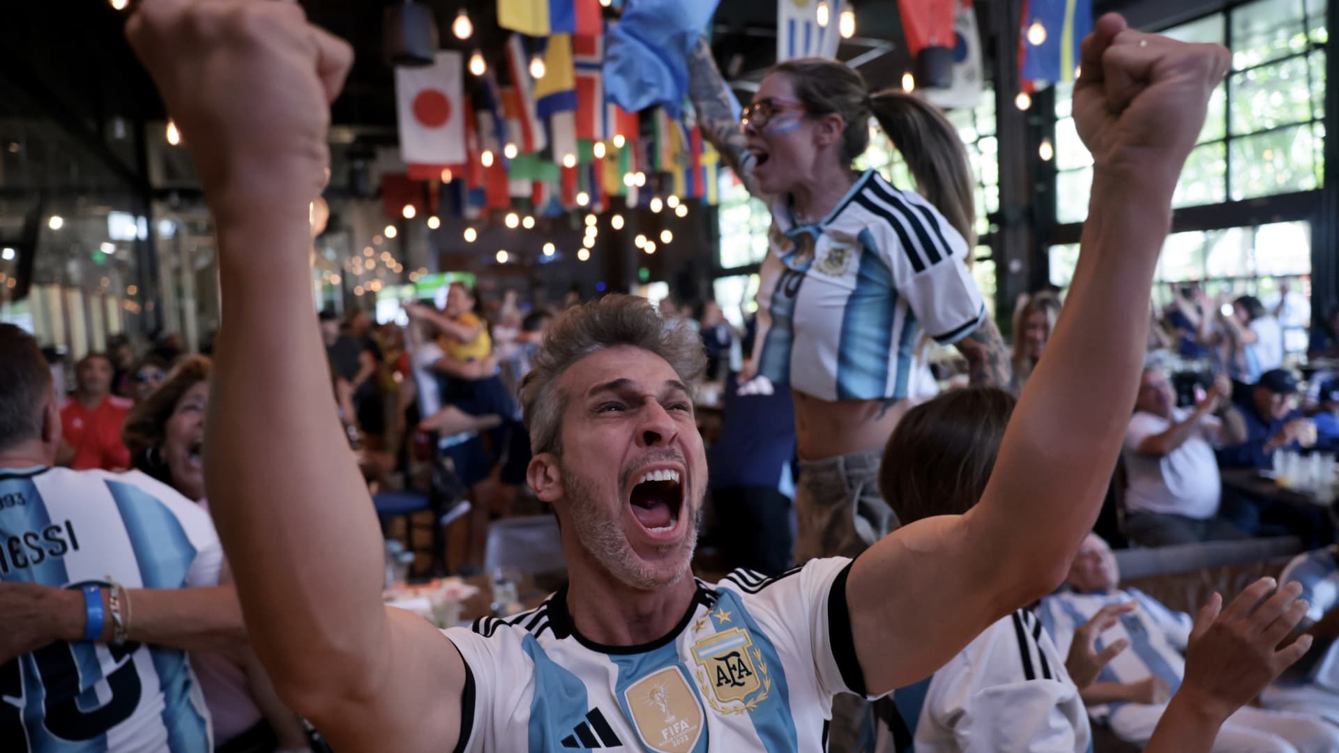 World Cup Spending Soars: Host Cities See Late-Stage Economic Surge featured image