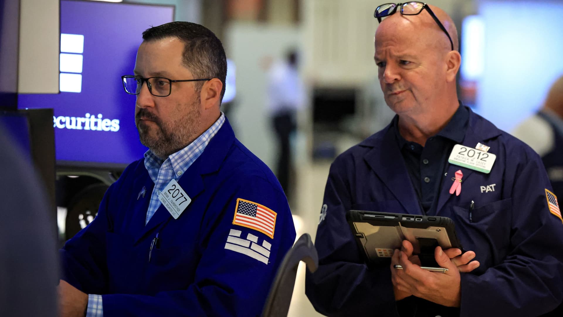 Intel Shares Recoup Momentum as AI Infrastructure Spending Surges