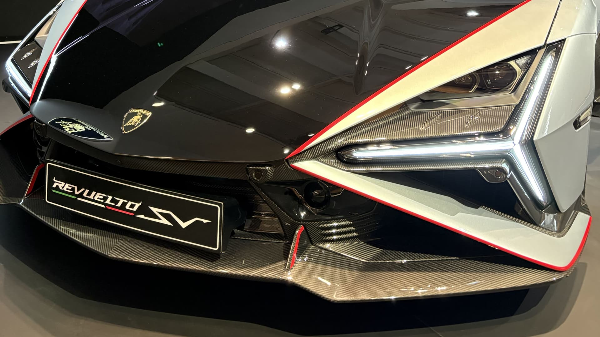 Lamborghini Revuelto SV: Unveiling a New Era of Supercar Dominance featured image