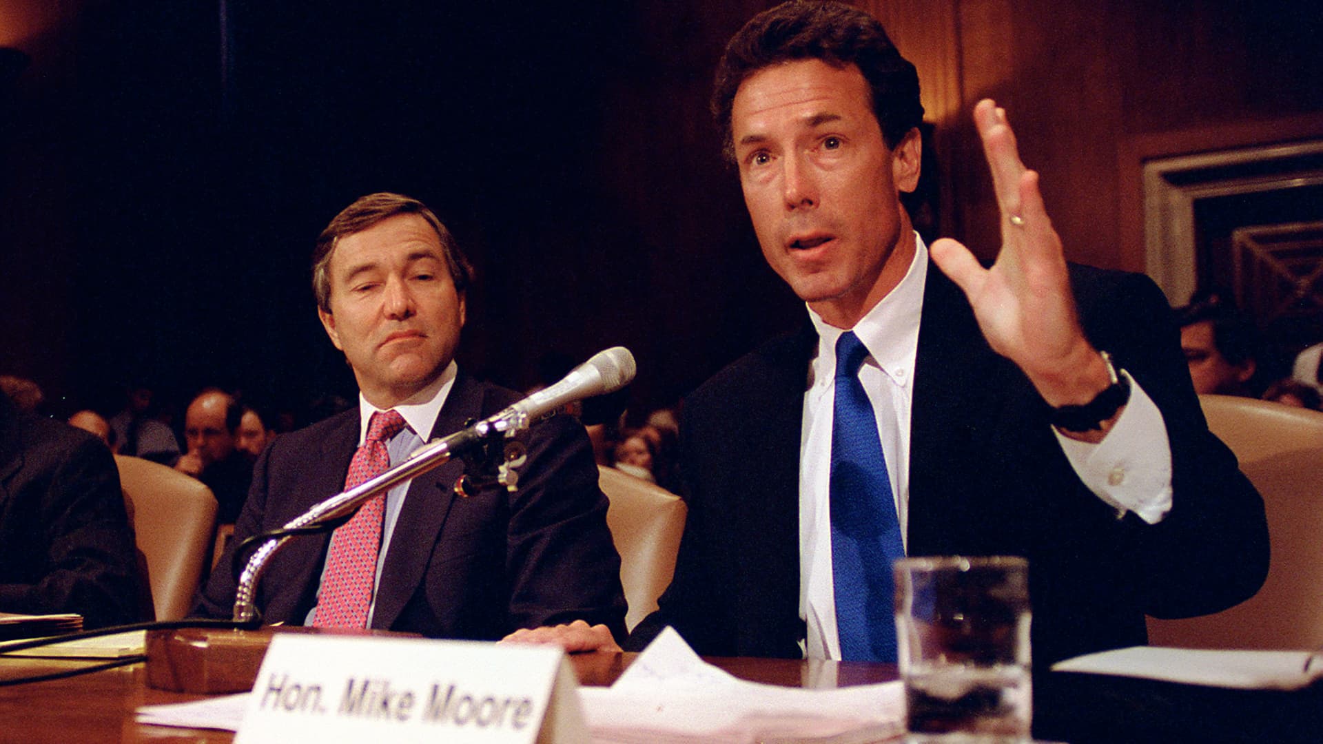 Social Media Regulation: Billion-Dollar Battles & The Evolving Tech Landscape