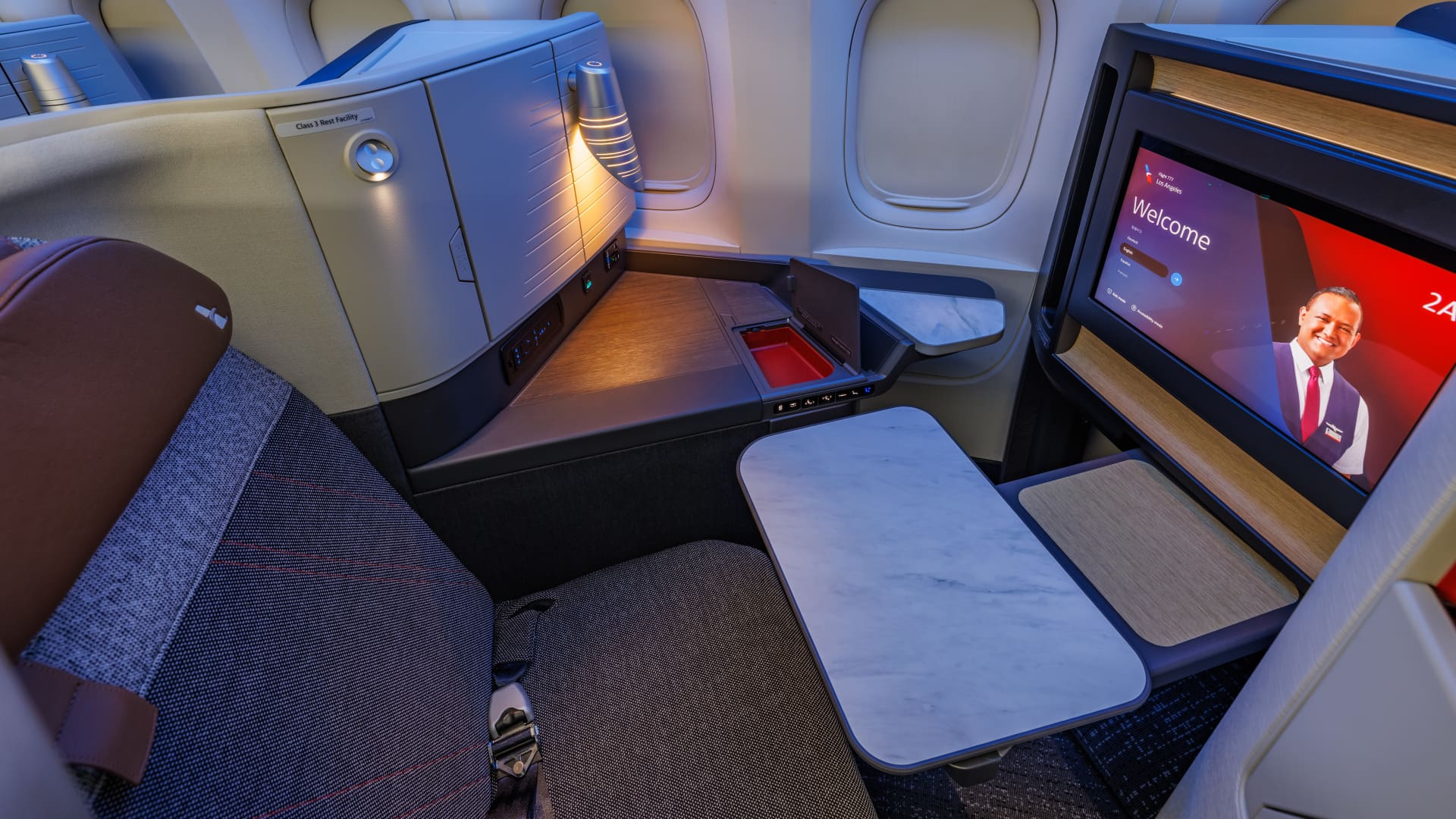 American Airlines Premium Push: A Strategic Flight to Higher Margins